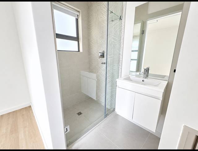 2 BEDROOM APARTMENT TO LET IN TABLE VIEW
